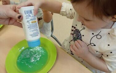 40a05beb-4d9c-40a5-8589-a563a784f859